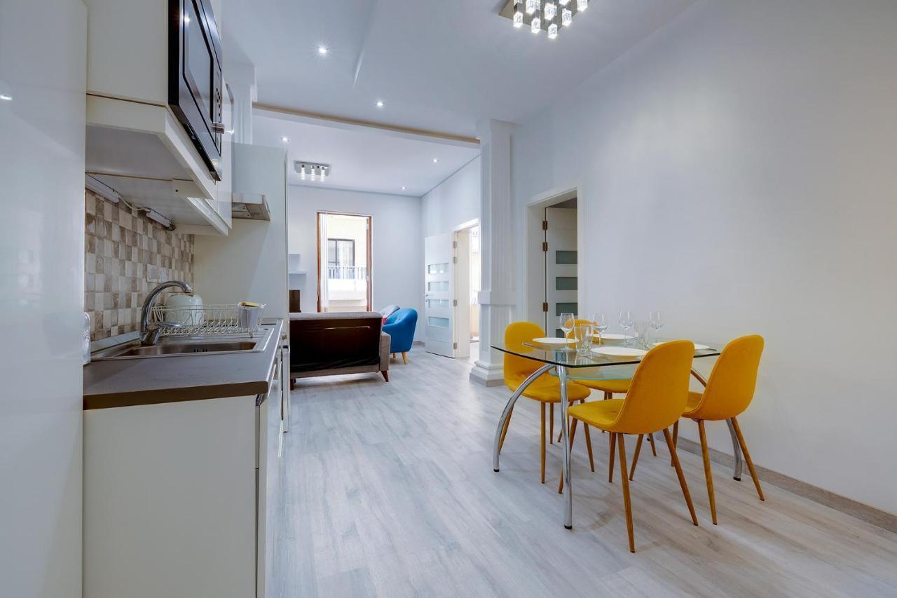 Modern Apartment In The Best Area Of Слима Екстериор снимка